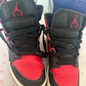 4.5 Nike red and Black breds
